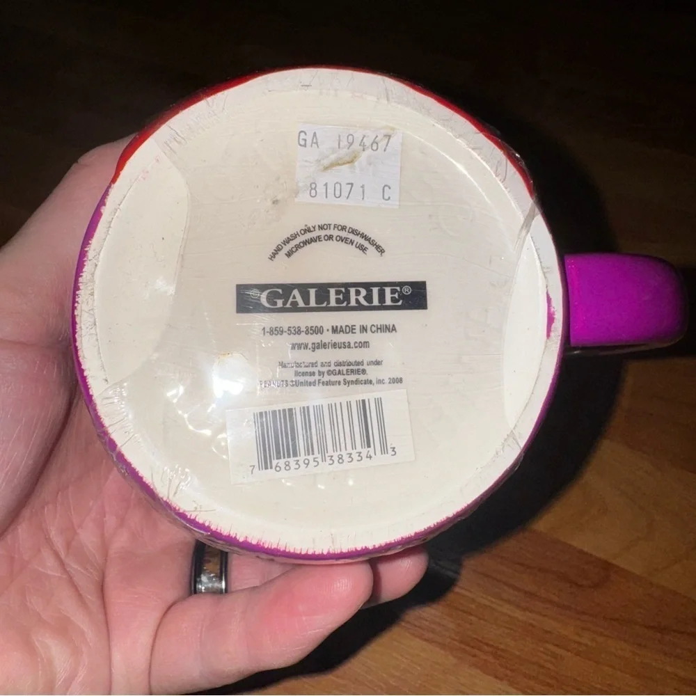 Vtg Peanuts Snoopy Ceramic Mug With Candy Bones New Never Opened Galerie Brand